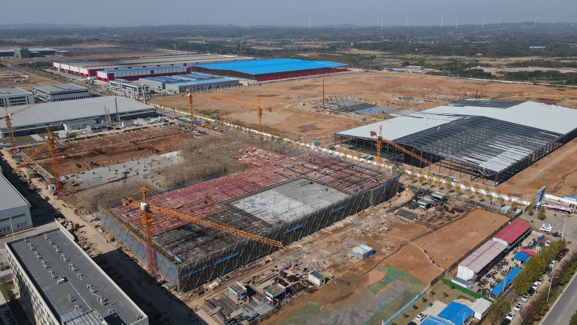 FUN88乐天使与华晟签订战略合作协议